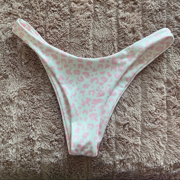 Pink Cow Print Bikini Set - Picture 6 of 6